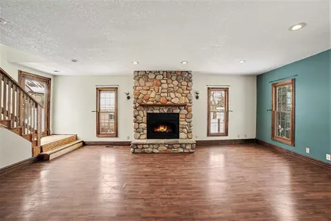 105 N 4th, Shepherd, MI 48883 photo 8
