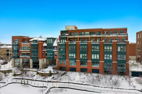 141 Rivers Edge #406, Traverse City, MI 49684