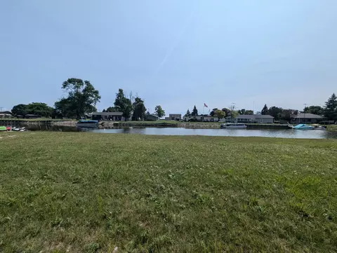 N/a Lola, Au Gres, MI 48703 photo 16