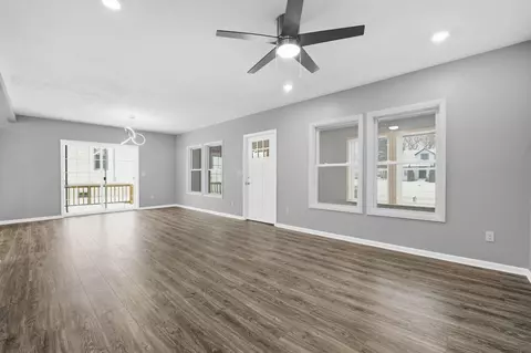 Living - 313 E Main, Marion, MI 49665 photo 3 of 11