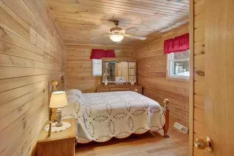 Bedroom - 920 Ely, Alma, MI 48801 photo 1 of 3