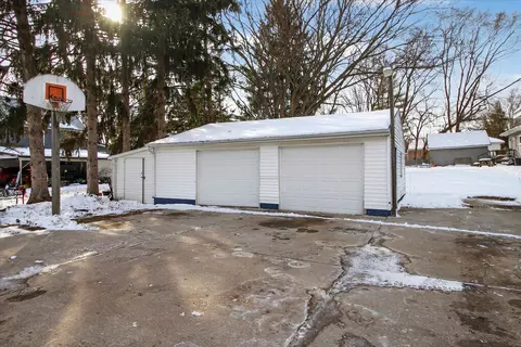 Exterior - 920 Ely, Alma, MI 48801 photo 9 of 9