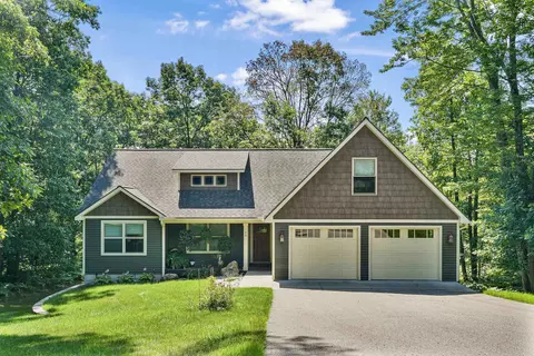 180 Hunters, Cadillac, MI 49601