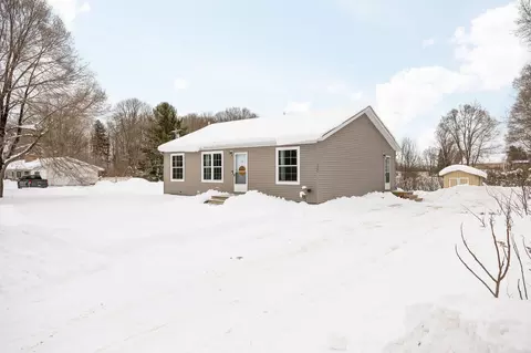 322 E North, Buckley, MI 49620