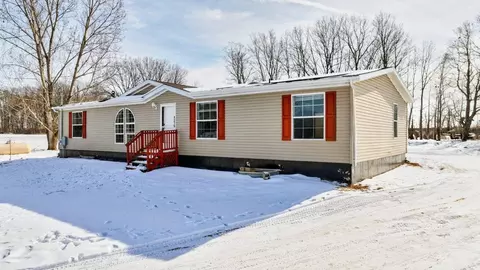 4375 W Millbrook, Mount Pleasant, MI 48858