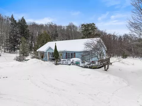 1800 E Narlock, Cedar, MI 49621 photo 2