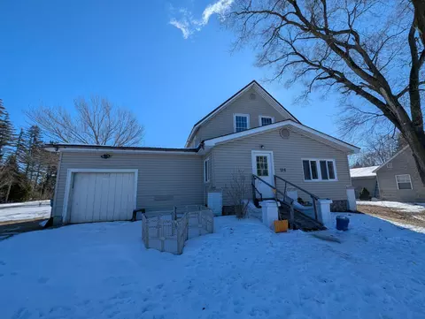 156 N Mackinaw, Au Gres, MI 48703