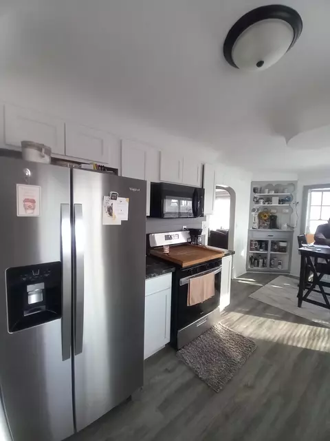 Kitchen - 806 S Main, Au Gres, MI 48703 photo 2 of 5