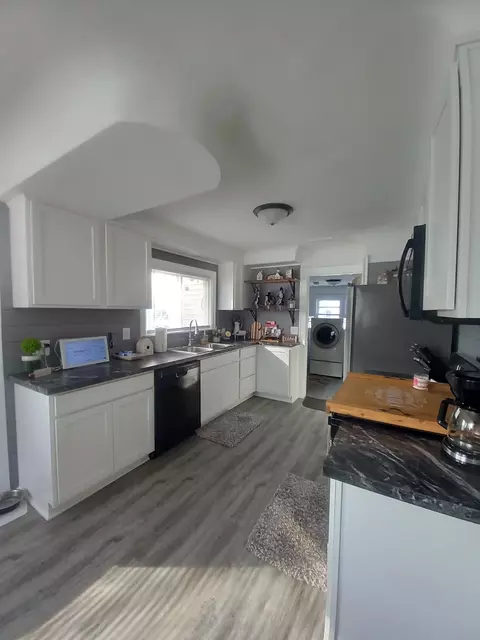 Kitchen - 806 S Main, Au Gres, MI 48703 photo 1 of 5