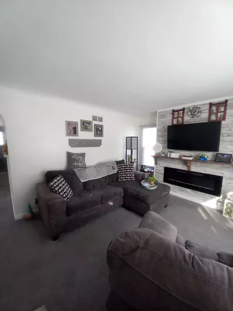 Living - 806 S Main, Au Gres, MI 48703 photo 4 of 6