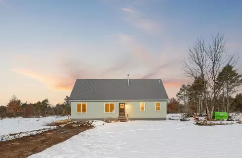 13501 Pioneer, Leroy, MI 49655