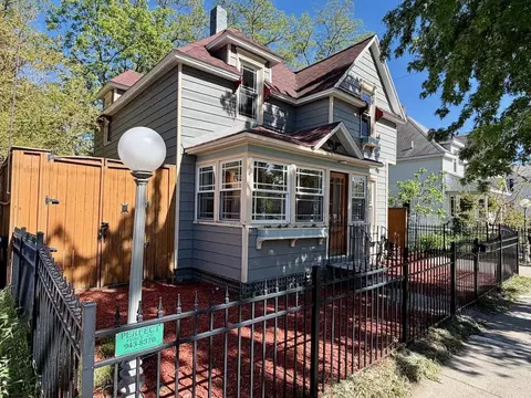 803 Cass, Traverse City, MI 49684