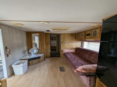 831 S Main UNIT 201, Au Gres, MI 48703 photo 17