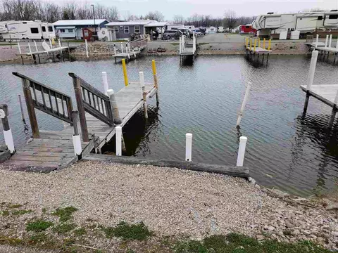 831 S Main UNIT 201, Au Gres, MI 48703 photo 6