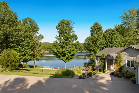 2390 Lake Chandler, Traverse City, MI 49696