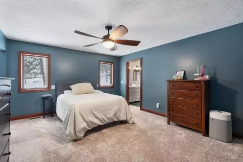 Bedroom - 5465 Samels, Williamsburg, MI 49690 photo 2 of 5