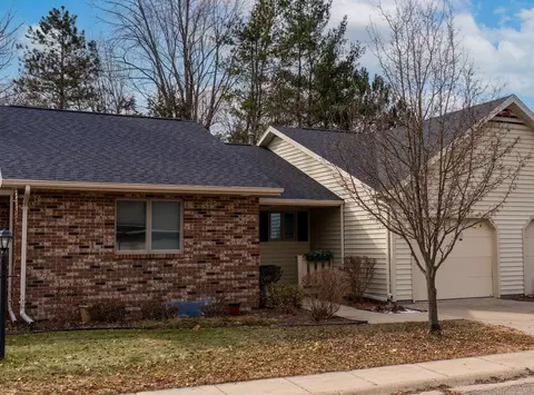 130 Peachwood, Mount Pleasant, MI 48858