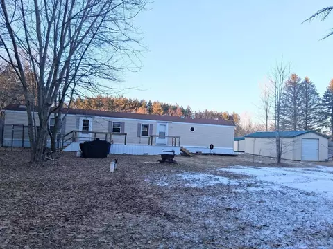 8937 E Sanders, Vestaburg, MI 48877