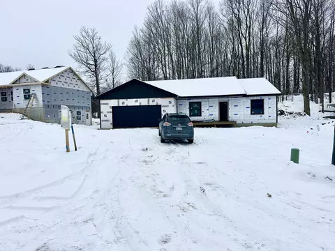 1044 Birmley Ests, Traverse City, MI 49696