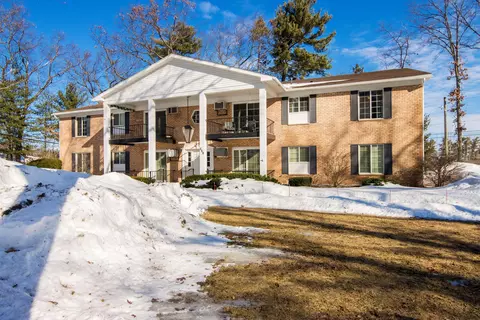 721 Indian Trl #21, Traverse City, MI 49686