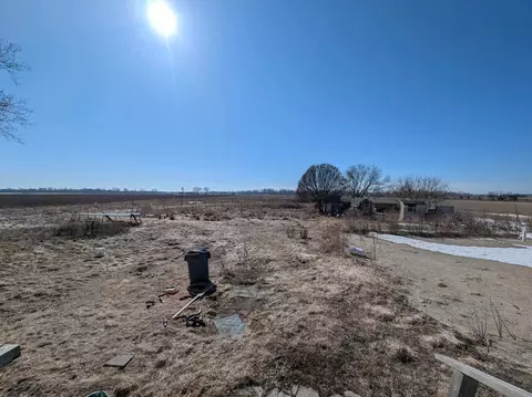 Exterior - 3818 N Hammell Bch, Au Gres, MI 48703 photo 7 of 11