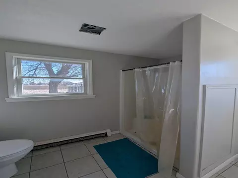 Bath - 3818 N Hammell Bch, Au Gres, MI 48703 photo 2 of 3