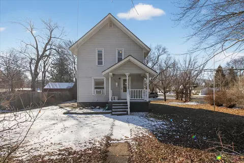800 Ely, Alma, MI 48801 photo 2