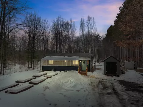 4390 S 37, Cadillac, MI 49601