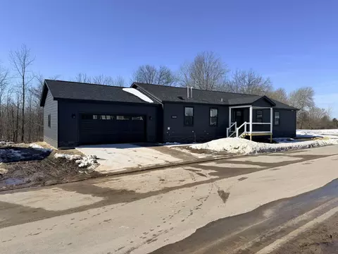 2229 Vista Vw #LOT : 8, Traverse City, MI 49686