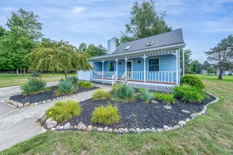 10197 E Royal, Canadian Lakes, MI 49346