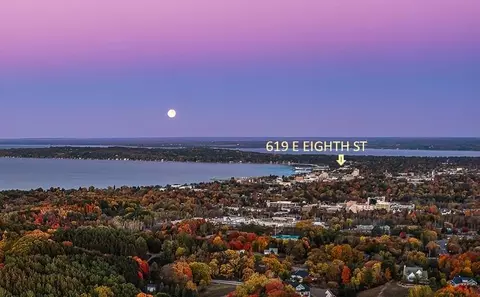 619 Eighth #14, Traverse City, MI 49686