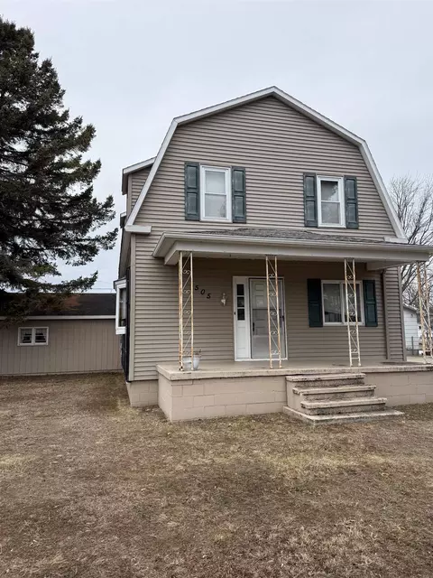 505 Beech, Tawas City, MI 48763