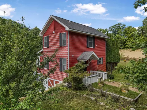 5361 N Manitou, Leland, MI 49654