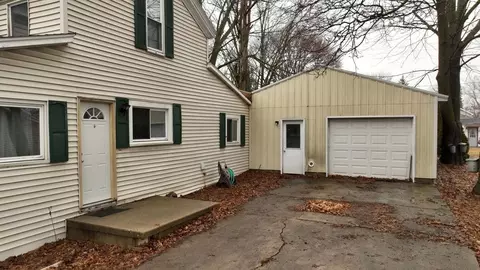 233 E Wright, Shepherd, MI 48883 photo 21
