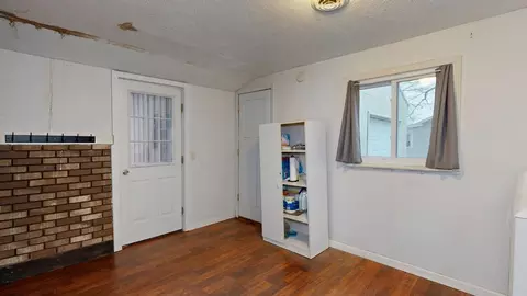 233 E Wright, Shepherd, MI 48883 photo 9