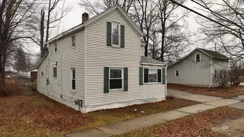 233 E Wright, Shepherd, MI 48883 photo 19