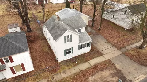 233 E Wright, Shepherd, MI 48883 photo 25