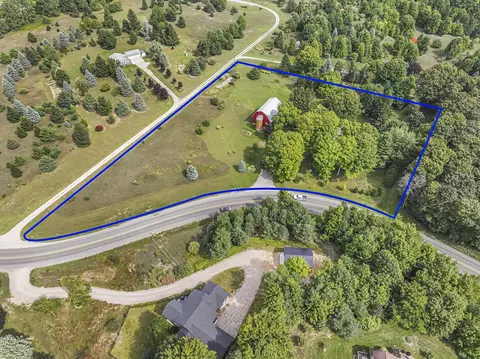 3312 Zimmerman, Traverse City, MI 49685