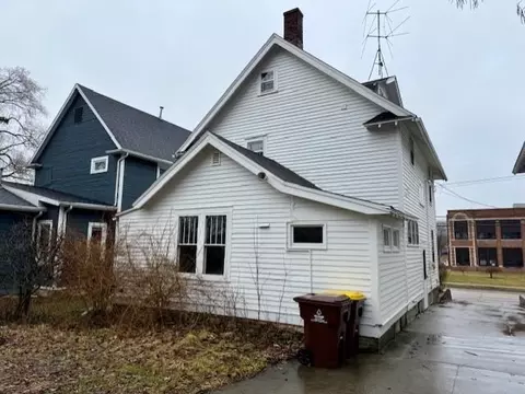 615 Wright, Alma, MI 48801 photo 2