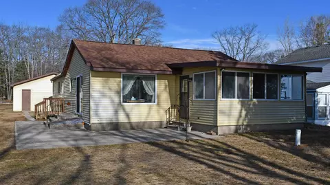 1197 S Bay, Tawas City, MI 48763