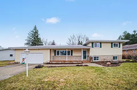905 Iowa, Alma, MI 48801