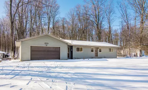 4574 Walton, Kingsley, MI 49649