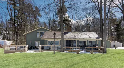 9566 Fowler, Rapid City, MI 49676