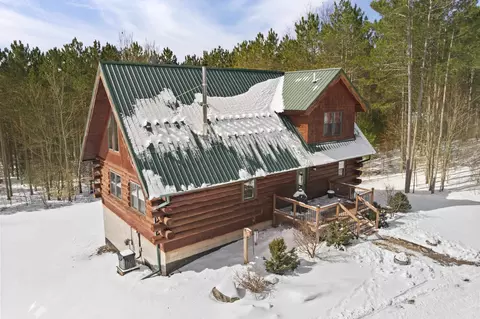 5895 Maidens, Onekama, MI 49675