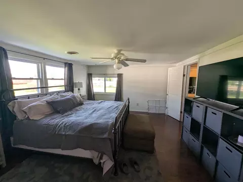 Bedroom - 620 Burt #LOT : 28-29, Au Gres, MI 48703 photo 2 of 6