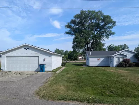Exterior - 620 Burt #LOT : 28-29, Au Gres, MI 48703 photo 1 of 8