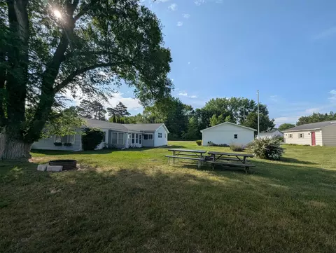 Exterior - 620 Burt #LOT : 28-29, Au Gres, MI 48703 photo 2 of 8