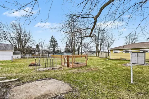 528 S Main St, Fowler, MI 48835 photo 27