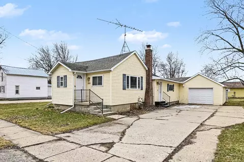 528 S Main St, Fowler, MI 48835 photo 3