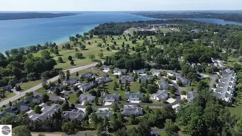 305 Golf Vw, Elk Rapids, MI 49629